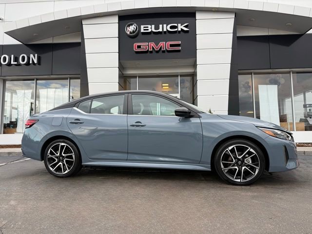 Used 2024 Nissan Sentra SR video 2