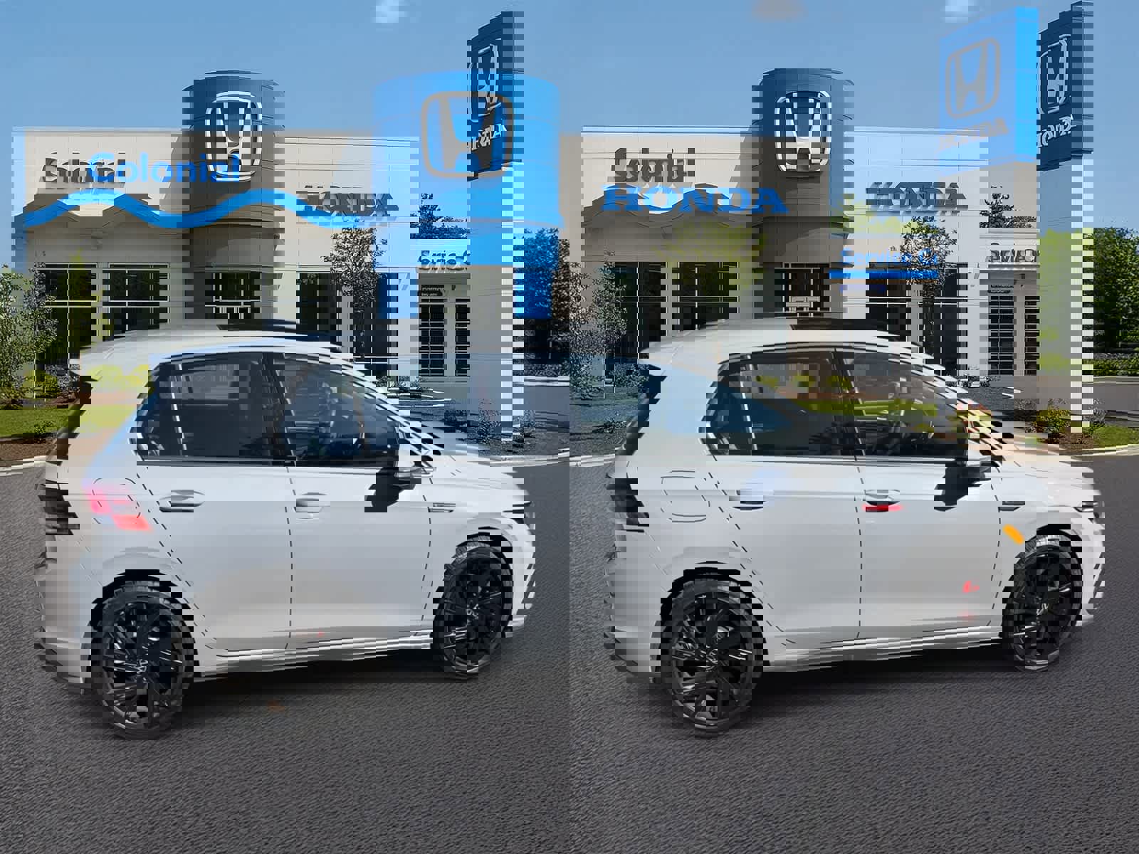 Used 2022 Volkswagen GTI SE image 8