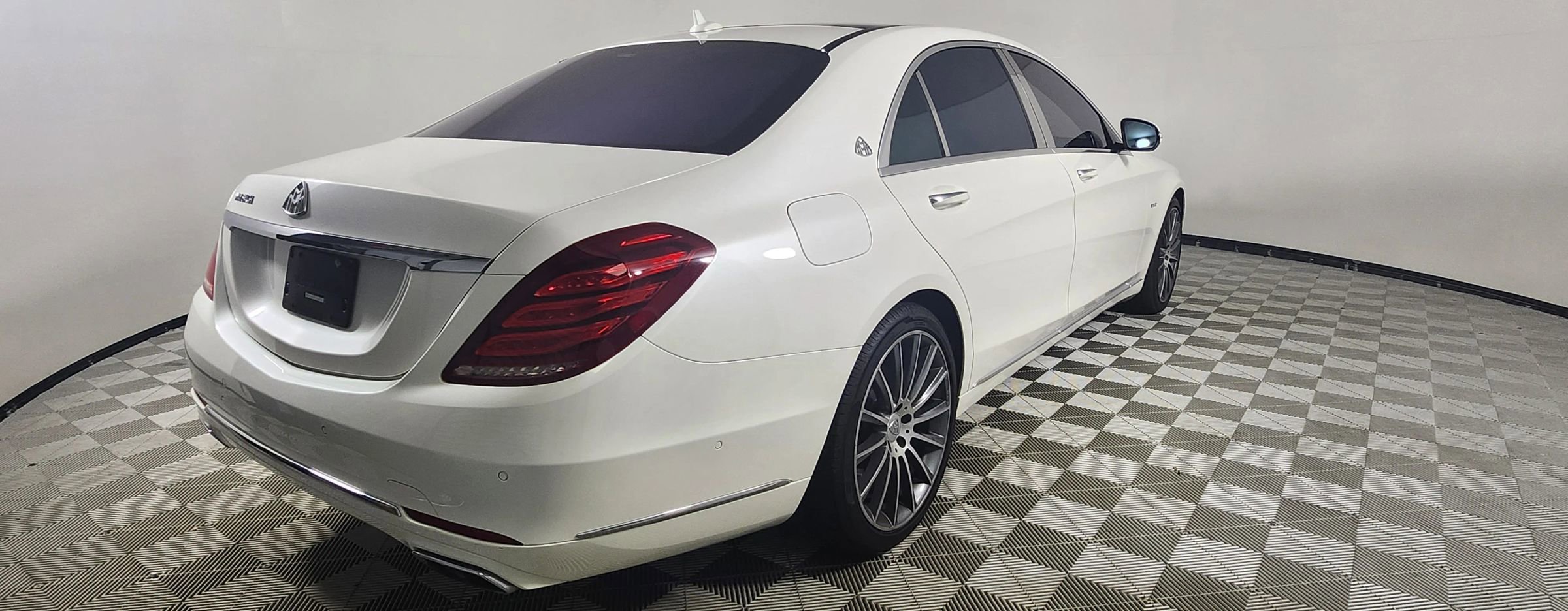 Used 2016 Mercedes-Benz S 600 S 600 Sedan 4D image 9