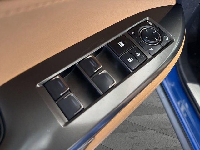 Certified 2025 Lexus NX 250 FWD w/ Towing Package (2000 Lbs) image 9