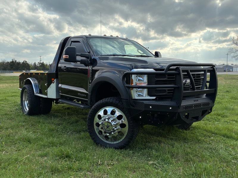 Used 2024 Ford F550 4x4 Regular Cab Super Duty image 3