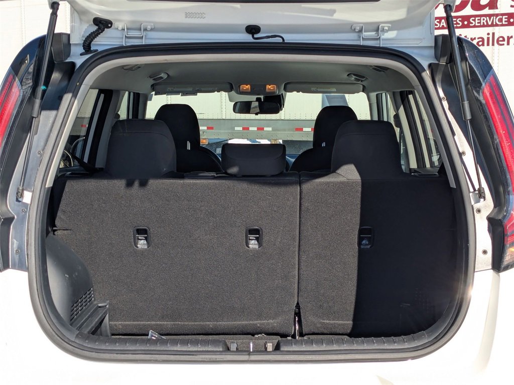Used 2024 Kia Soul LX w/ Option Group 015 image 31