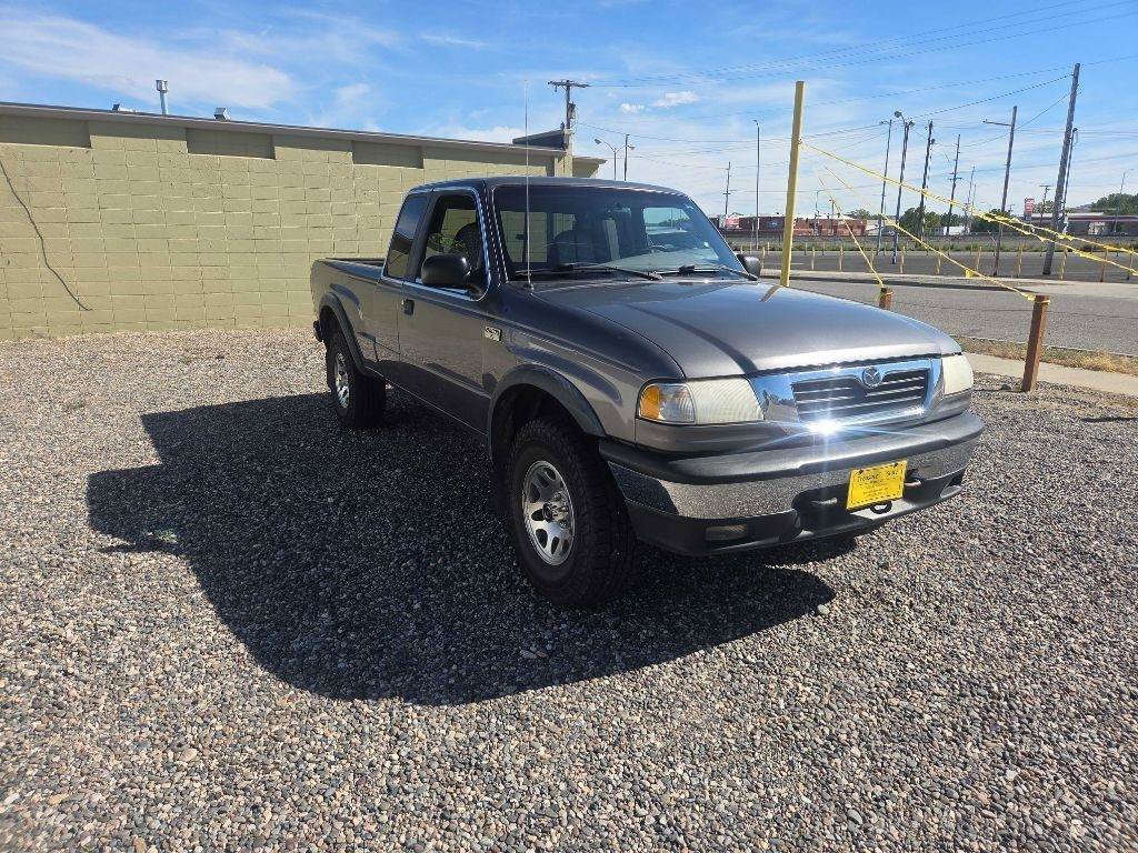 Used 2000 MAZDA B-Series Pickup 4x4 Cab Plus B4000 image 8