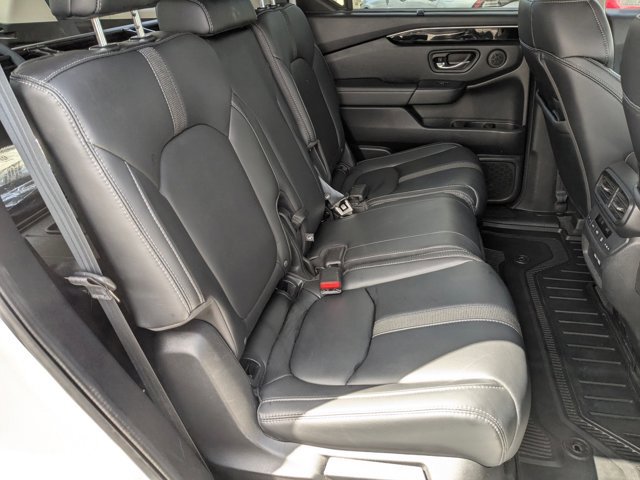 Used 2023 Honda Pilot EX-L image 19