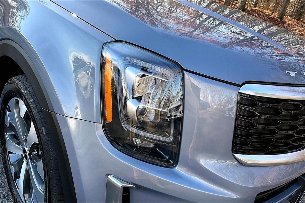 Used 2022 Kia Telluride EX w/ EX Premium Package image 33