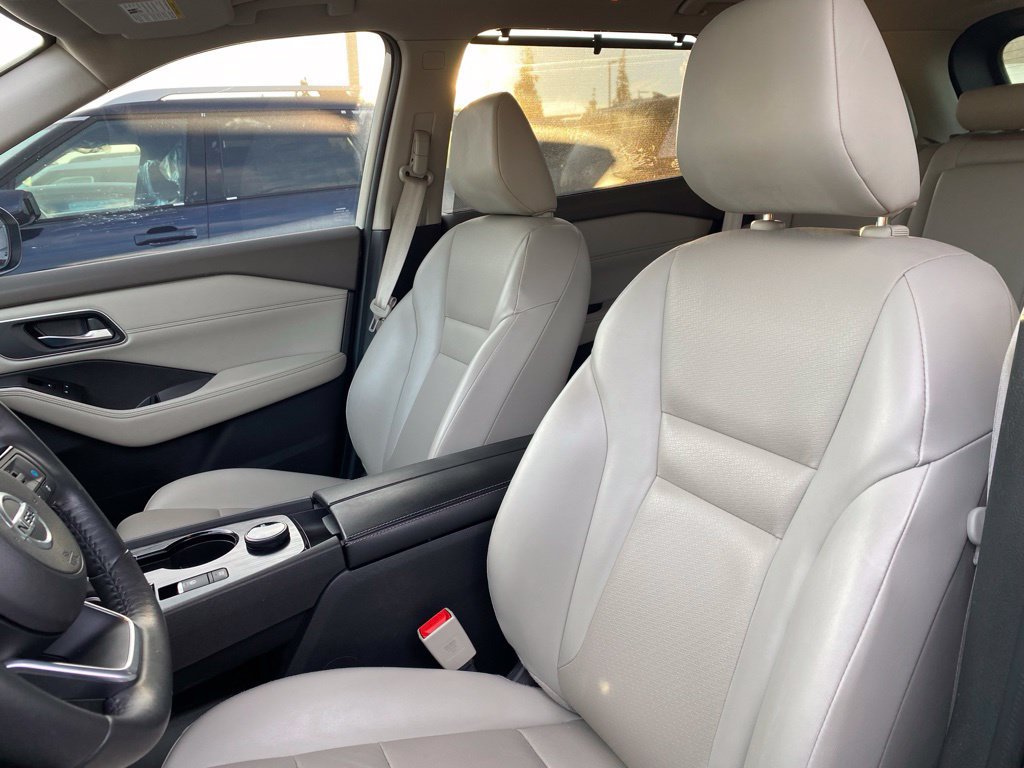 Used 2021 Nissan Rogue SV w/ Premium Package AWD/4WD image 9