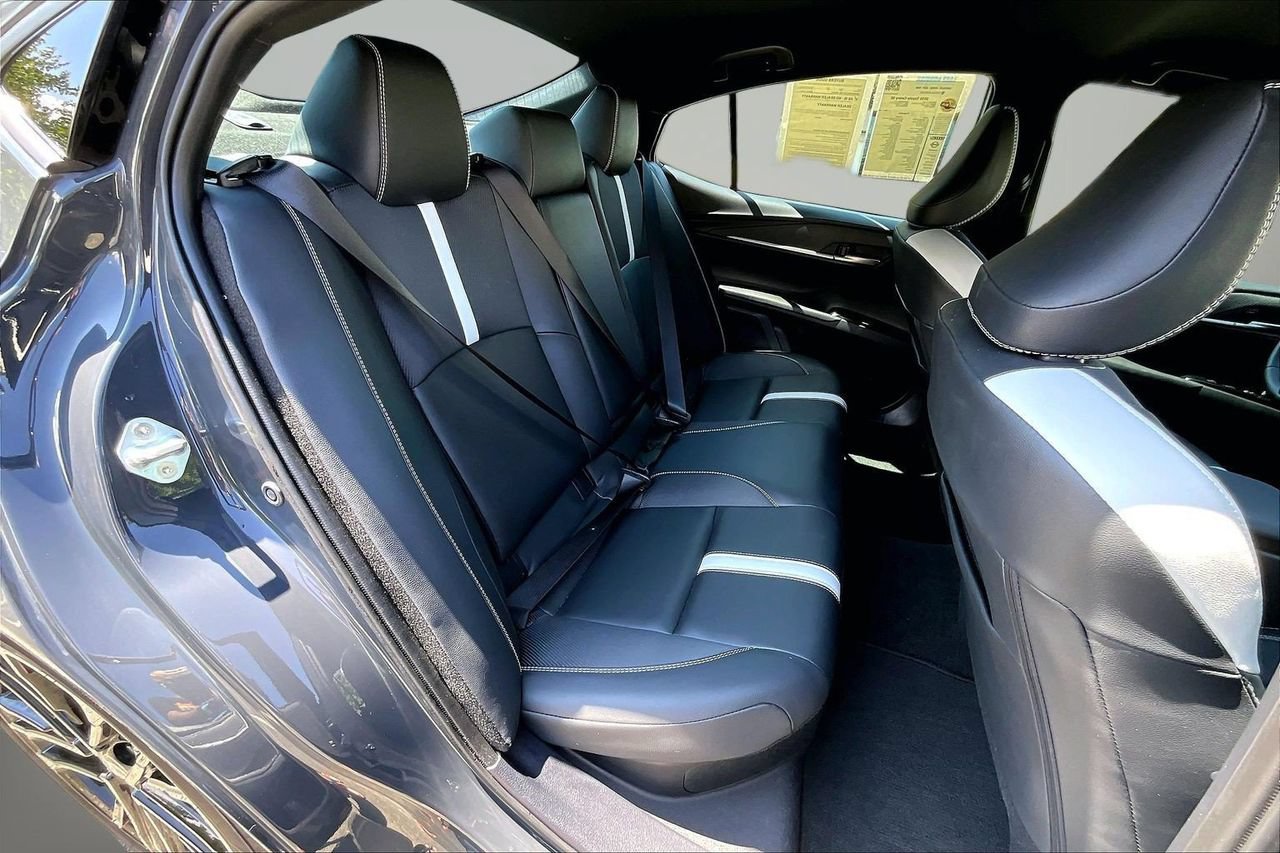 Used 2025 Toyota Camry SE FWD image 23