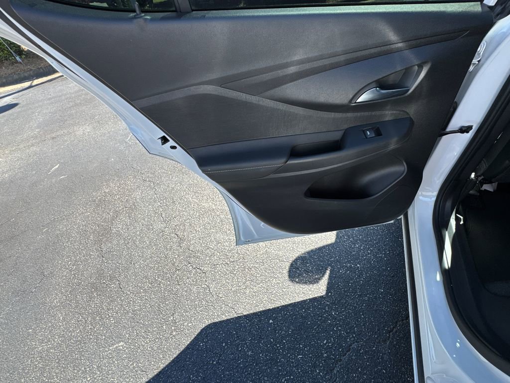 Used 2024 Buick Envista Avenir image 22