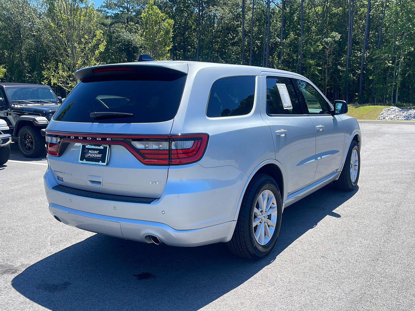 Used 2025 Dodge Durango GT RWD image 7