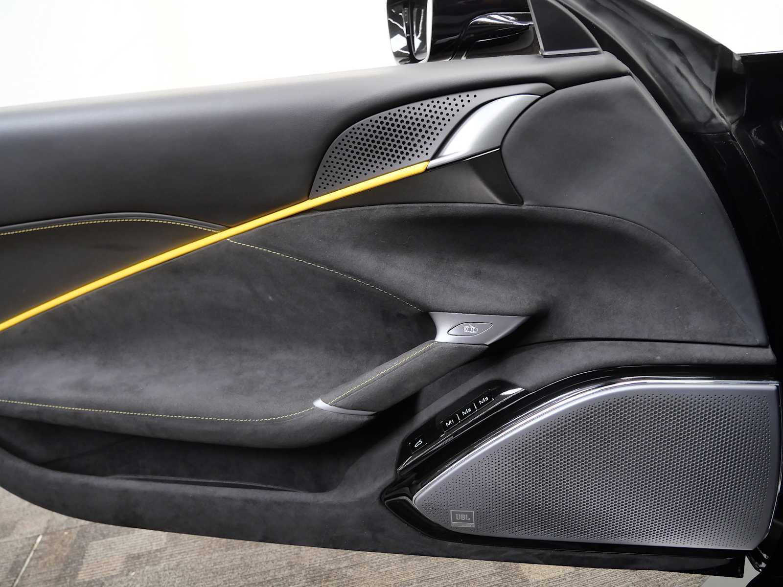 Certified 2024 Ferrari Roma image 26