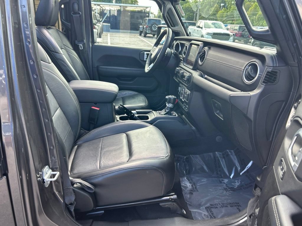 Used 2022 Jeep Wrangler Unlimited Sahara w/ Safety Group AWD/4WD image 25