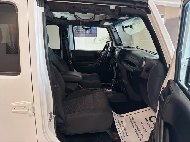 Used 2012 Jeep Wrangler Unlimited Sport AWD/4WD image 15