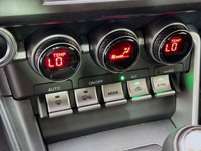 Used 2024 Toyota GR86 Premium image 15