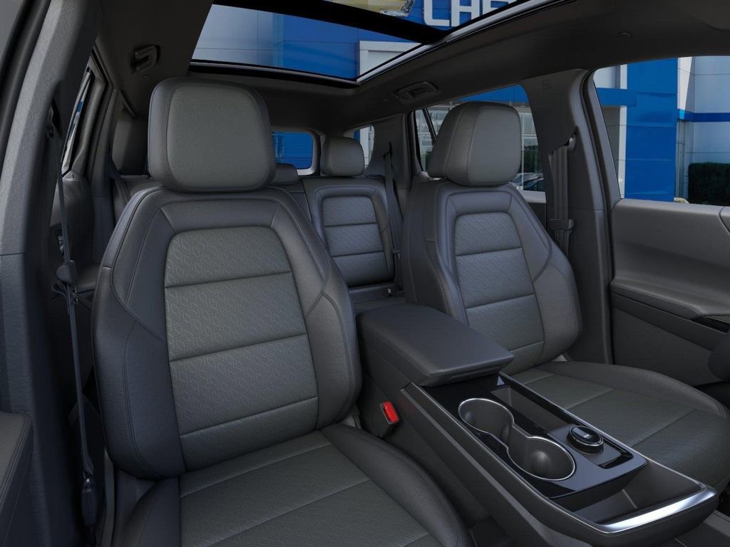 New 2026 Chevrolet Equinox LT w/ Convenience Package II FWD image 16