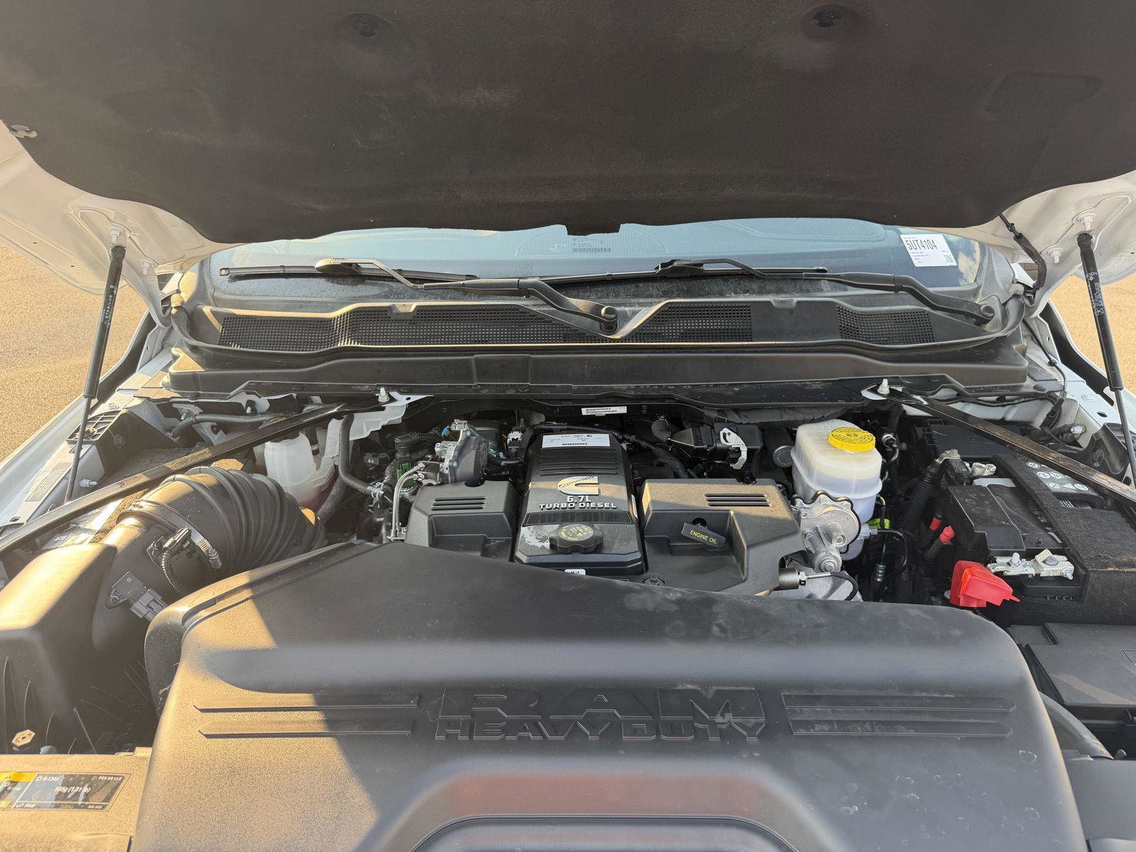 Used 2024 RAM 2500 Laramie w/ Safety Group image 22