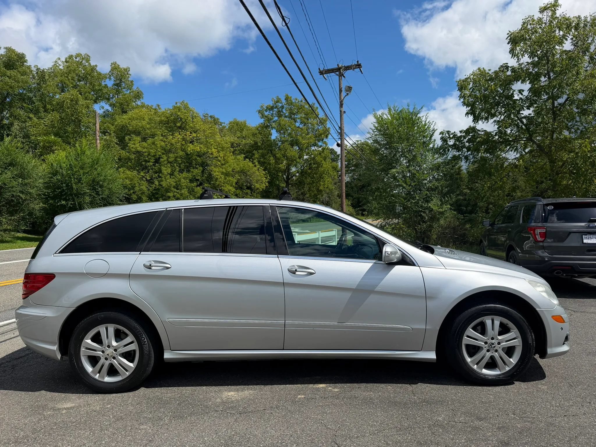 Used 2009 Mercedes-Benz R 350 4MATIC image 7