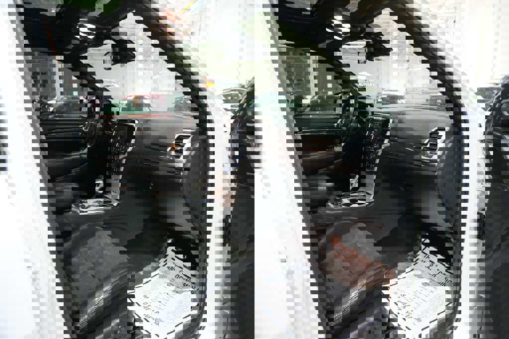 Used 2018 Jeep Grand Cherokee SRT w/ Trailer Tow Group IV image 32