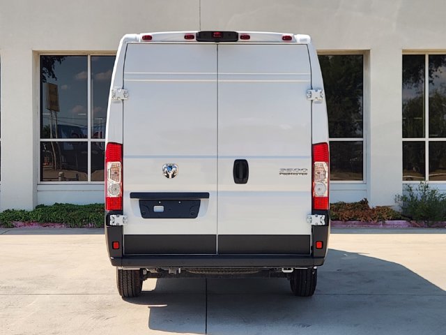 Used 2025 RAM ProMaster 3500 w/ Quick Order Package 22G SLT FWD image 6