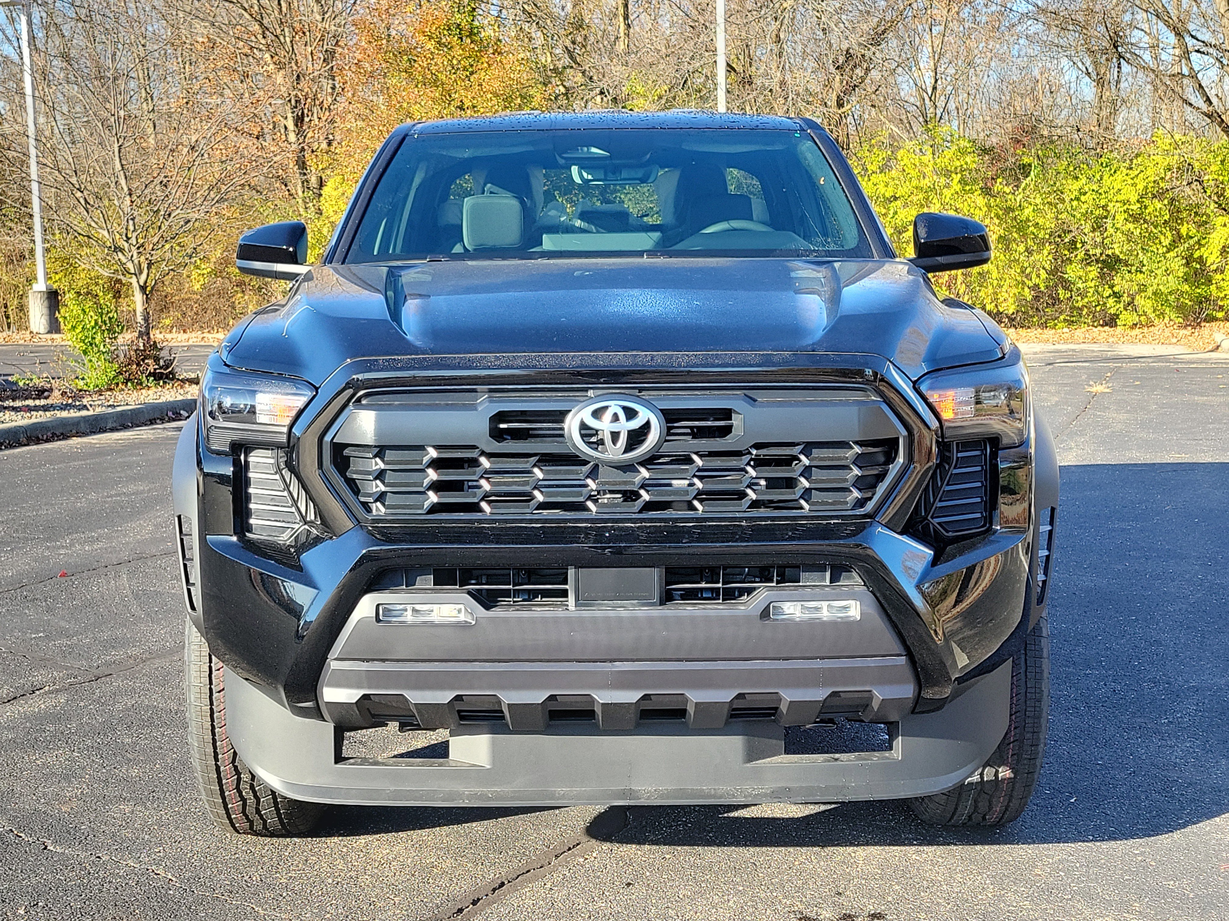 New 2025 Toyota Tacoma TRD Off-Road image 2
