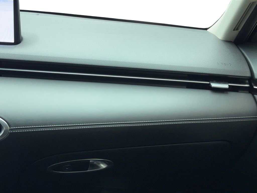 Used 2024 Genesis GV70 2.5T w/ Select Package image 20