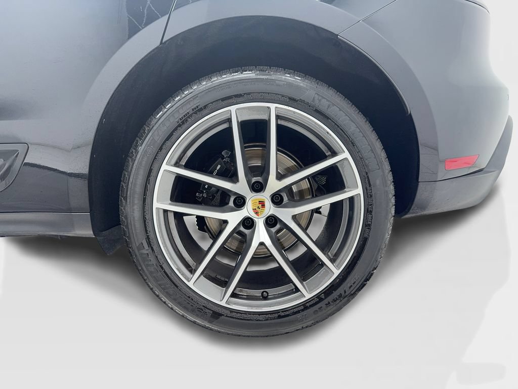 Used 2022 Porsche Macan AWD/4WD image 14