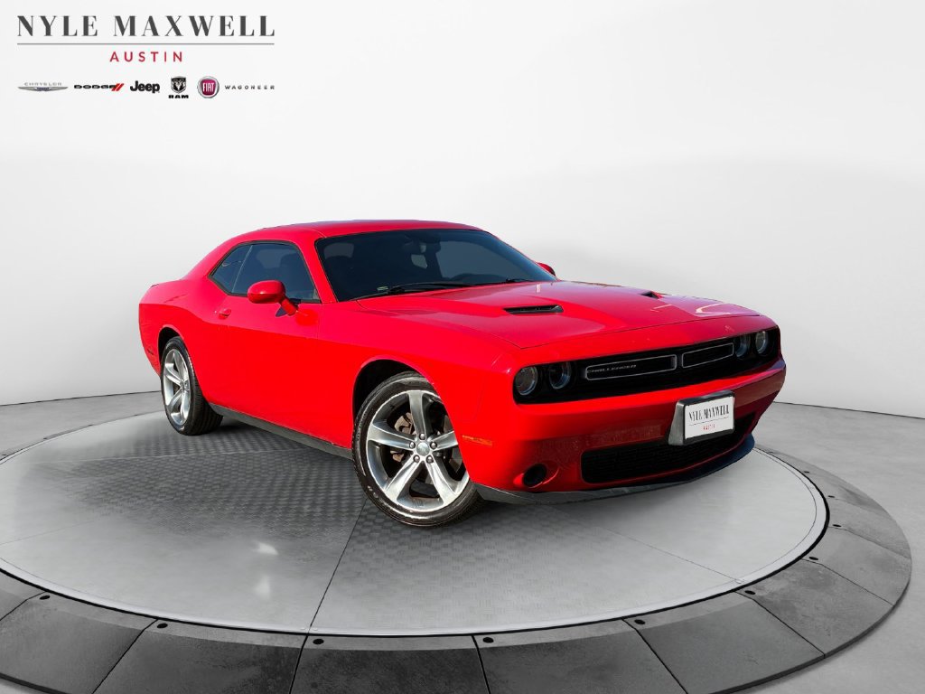 Used 2015 Dodge Challenger SXT w/ Super Sport Group (SS/T) RWD image 2