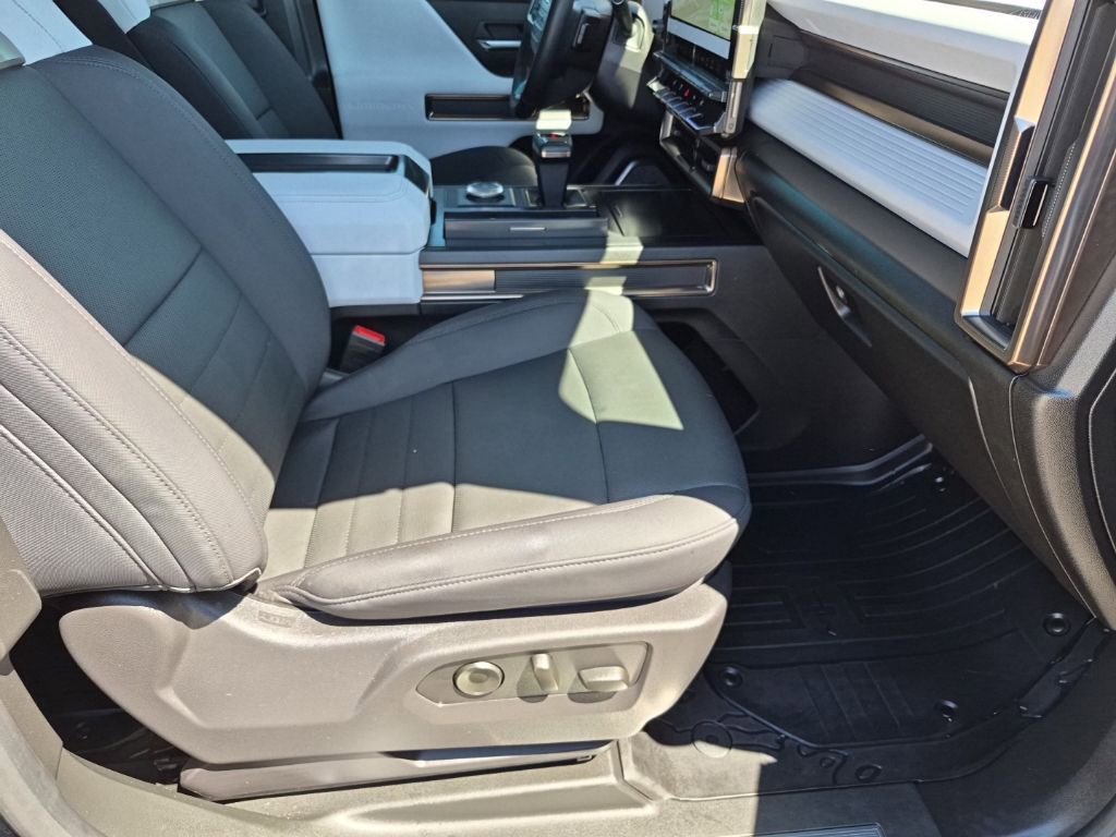Used 2024 GMC Hummer EV 2X image 16