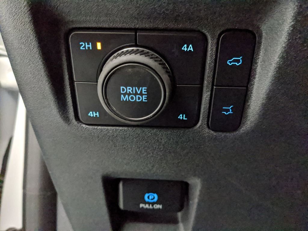 New 2025 Ford Expedition Active image 19