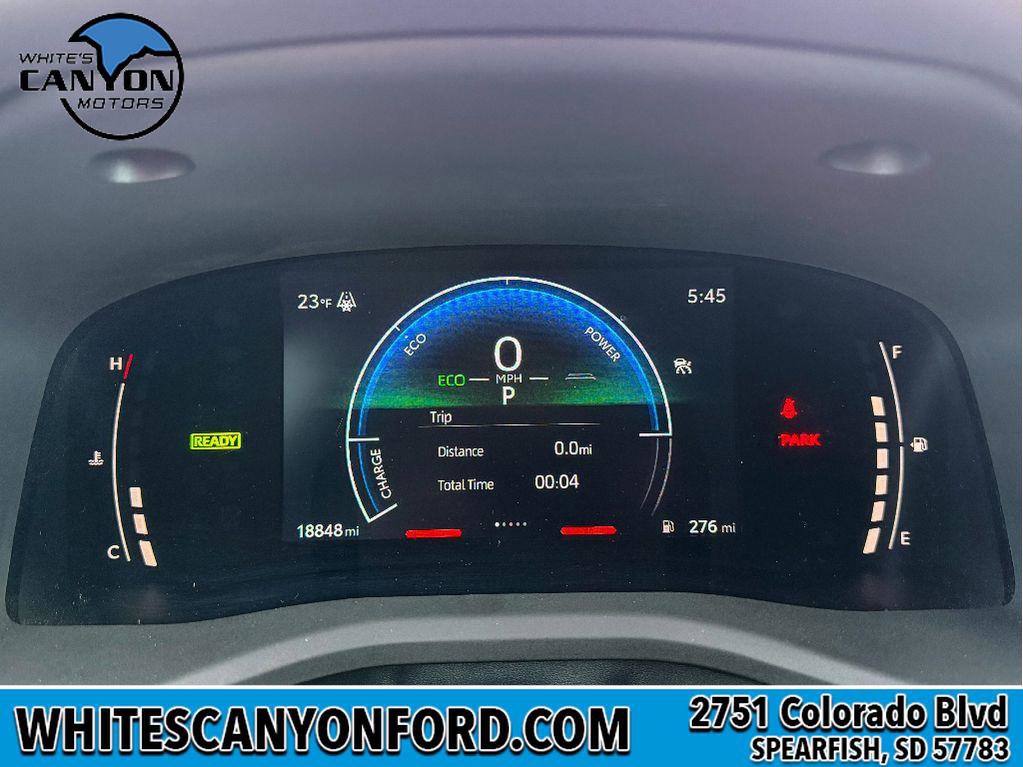 Used 2025 Toyota Camry LE w/ Convenience Package image 18