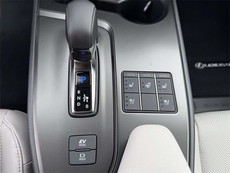 New 2025 Lexus UX 300h AWD image 15