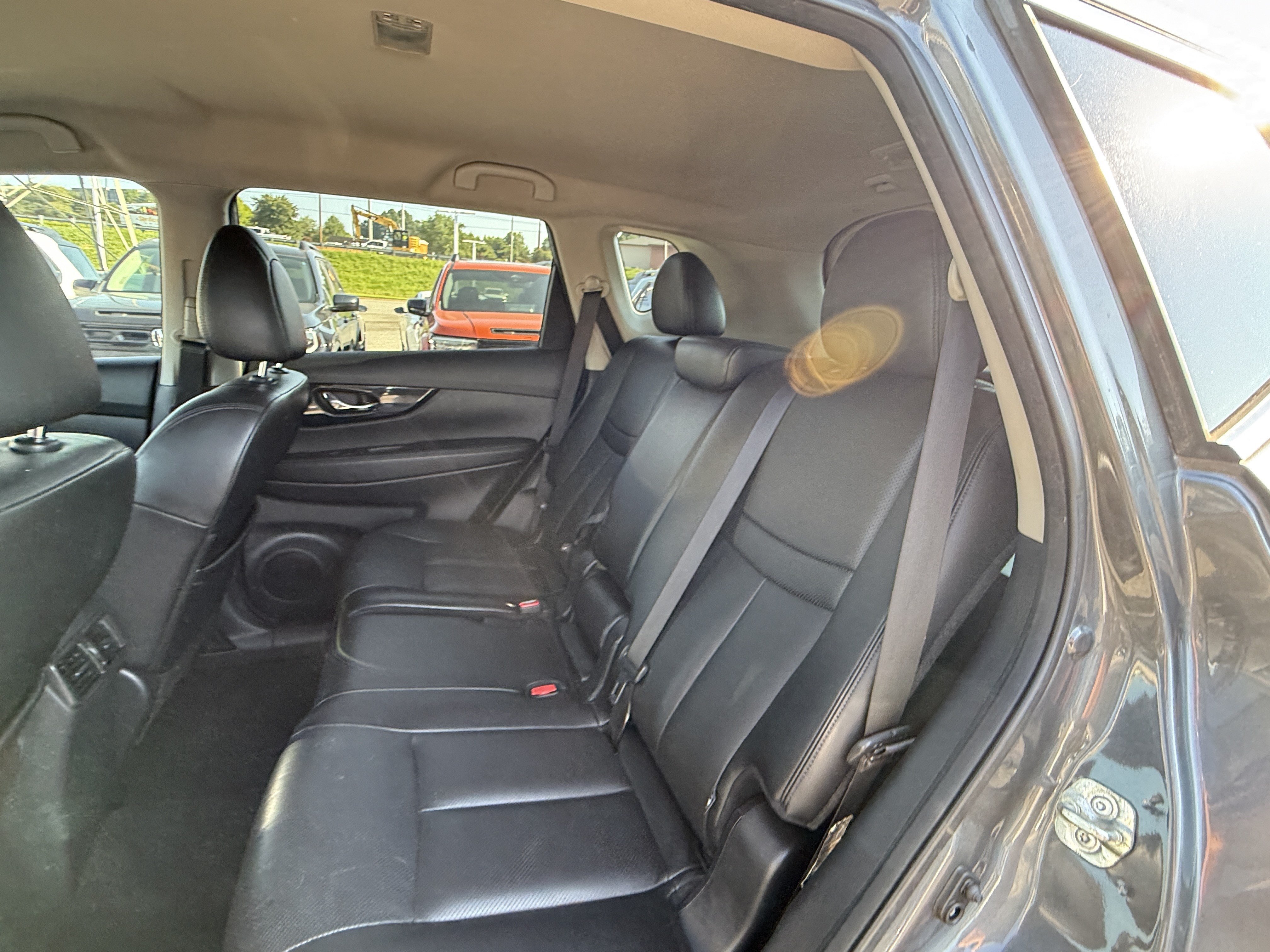 Used 2019 Nissan Rogue SL AWD/4WD image 31