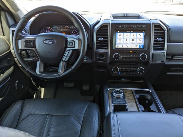 Used 2018 Ford Expedition Platinum image 16
