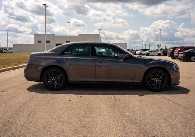 Used 2023 Chrysler 300 S RWD image 8