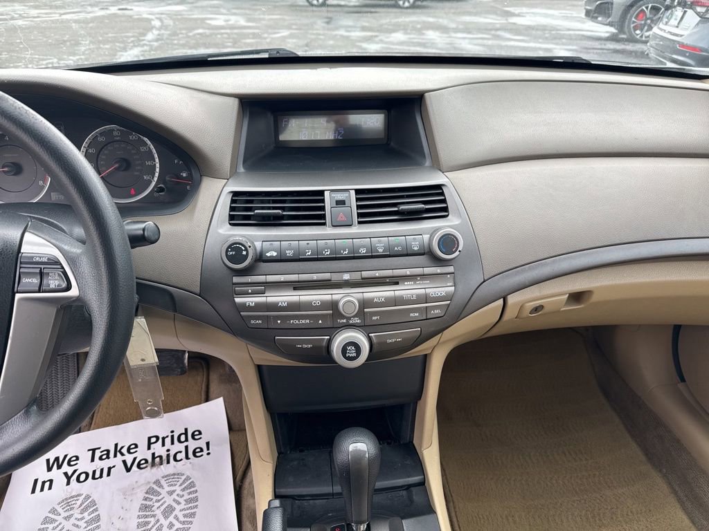 Used 2010 Honda Accord LX image 18