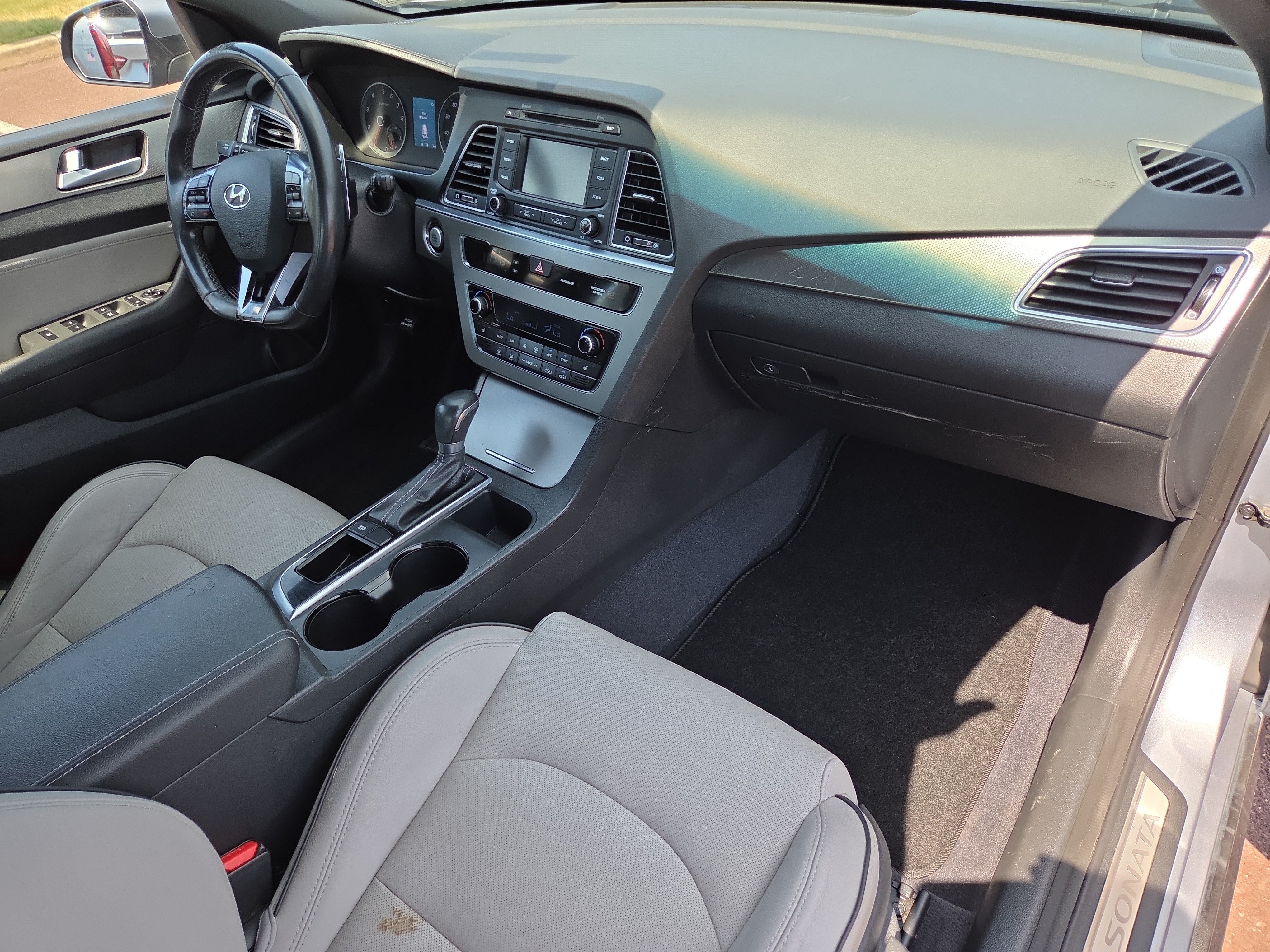 Used 2015 Hyundai Sonata Sport 2.0T FWD image 17