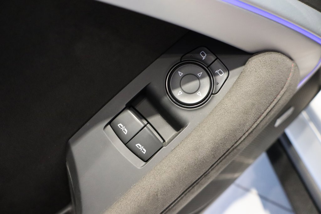 Used 2018 Chevrolet Camaro ZL1 image 18