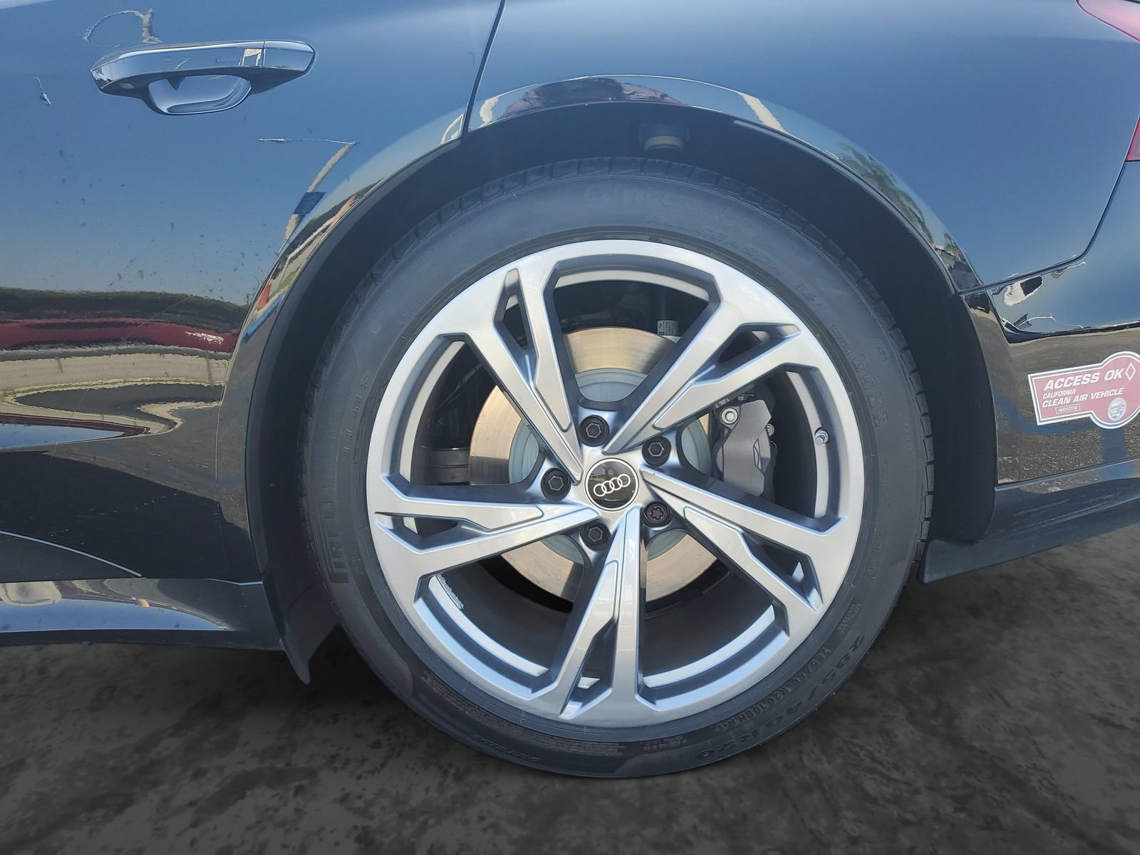 Used 2024 Audi e-tron GT Premium Plus AWD/4WD image 5