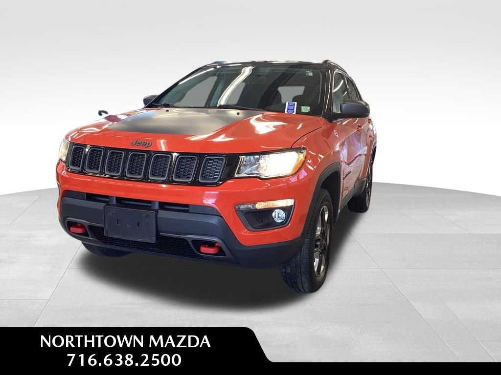 Used 2018 Jeep Compass Trailhawk w/ Cold Weather Group AWD/4WD image 1