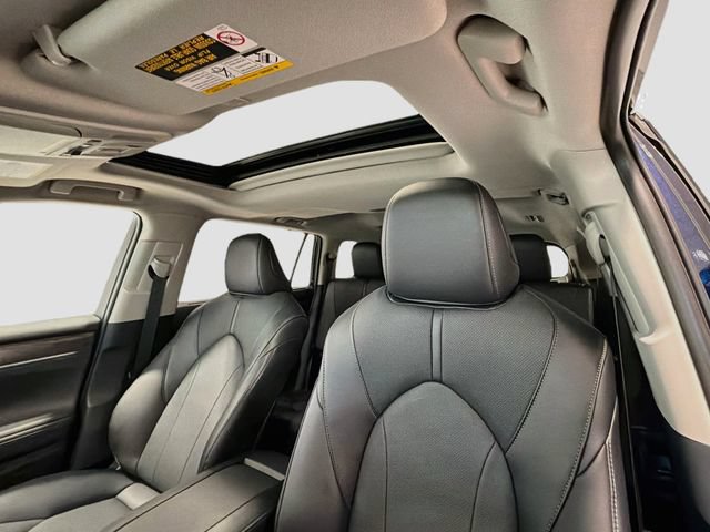 Certified 2026 Toyota Highlander Limited AWD/4WD image 18