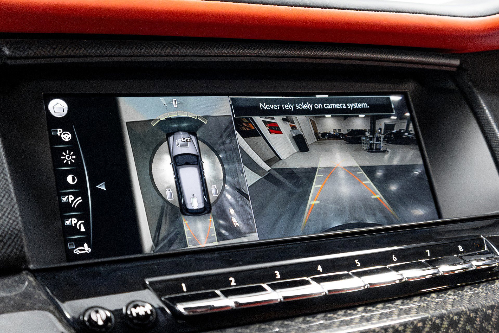 Used 2021 Rolls-Royce Cullinan Black Badge image 85