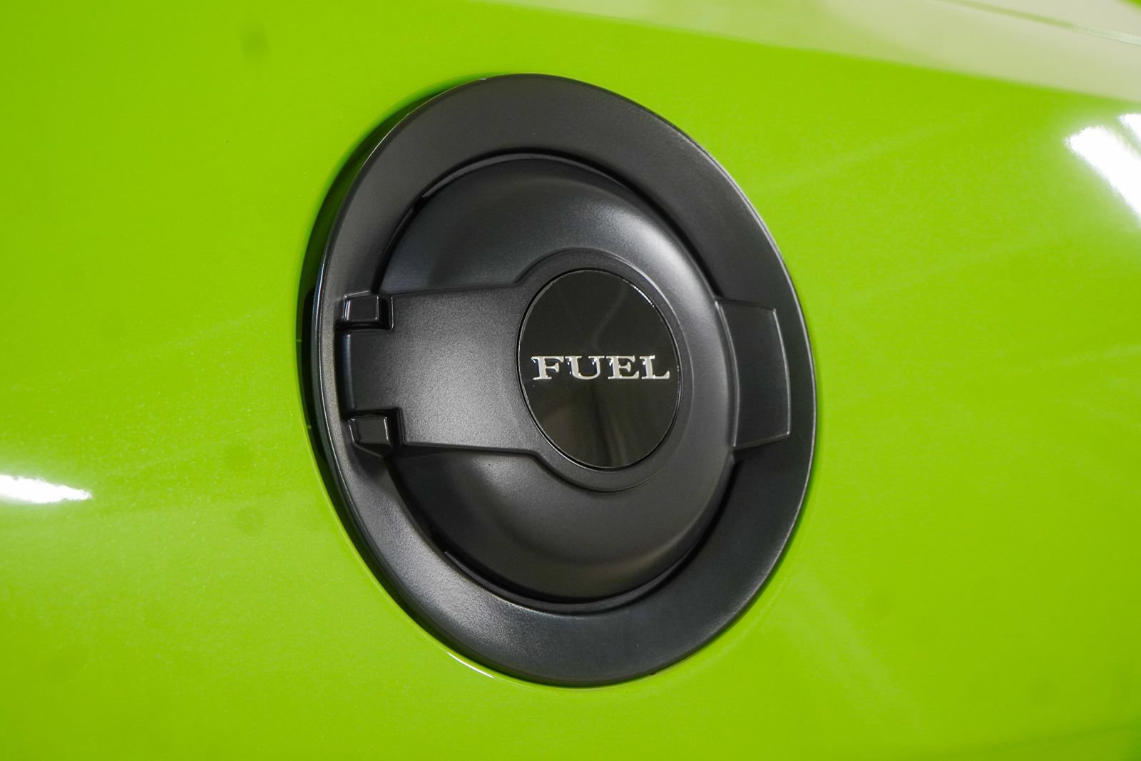 Used 2015 Dodge Challenger R/T Plus RWD image 16