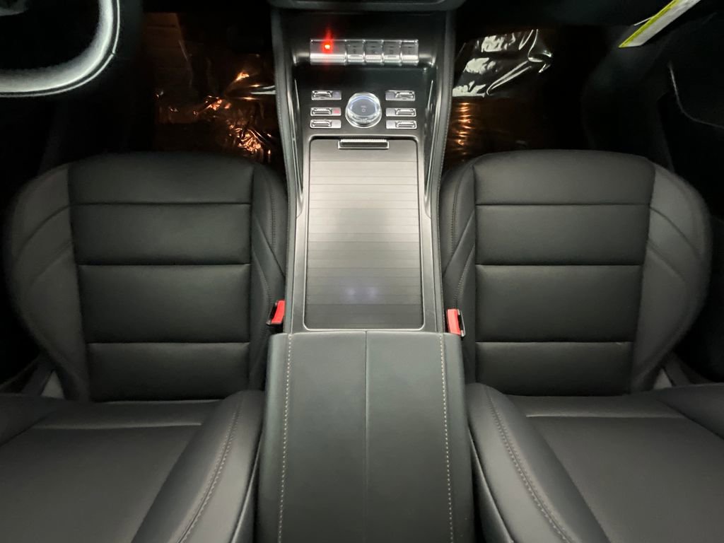 Used 2025 Lincoln Nautilus Premier w/ Jet Appearance Package image 14