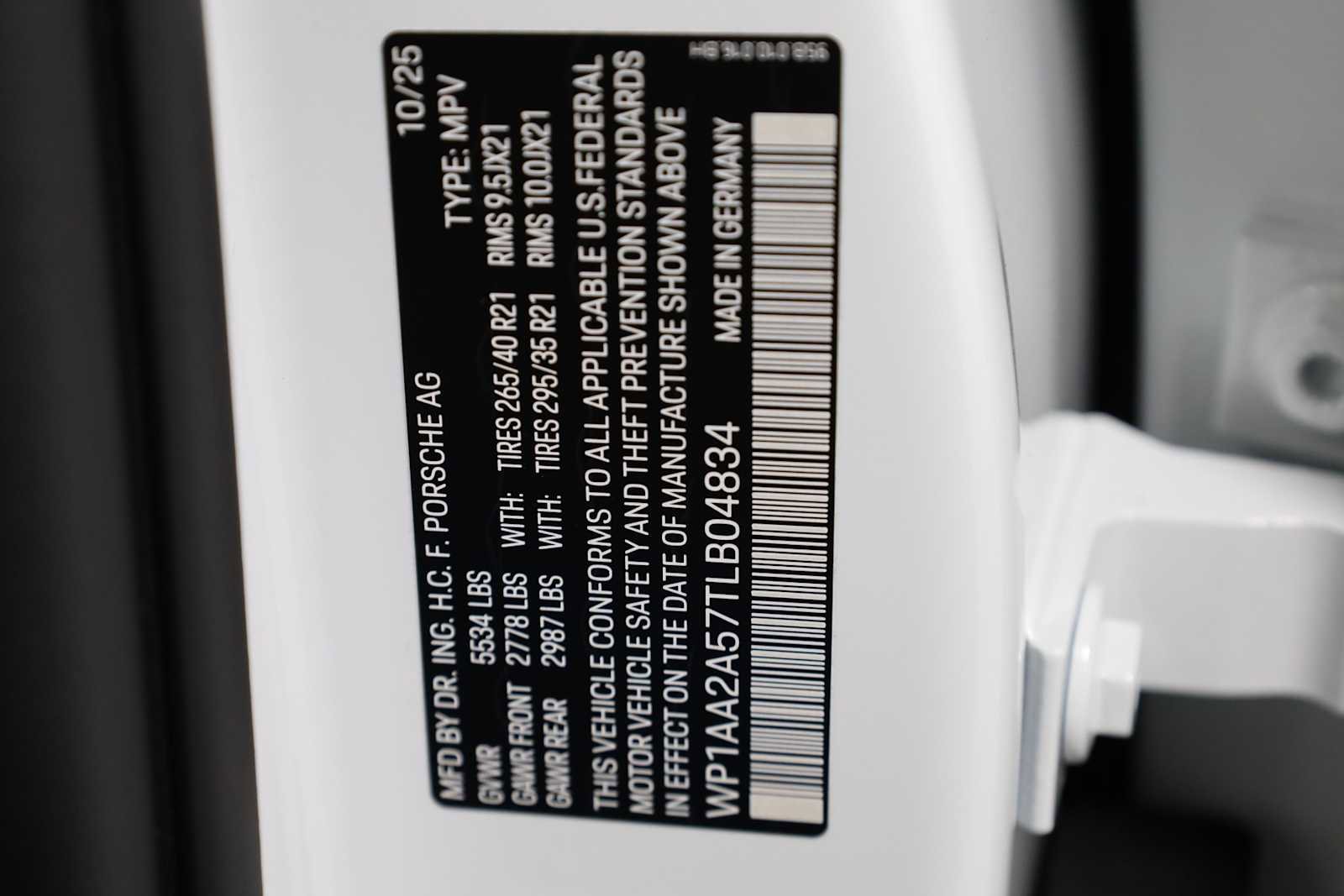 New 2026 Porsche Macan image 52