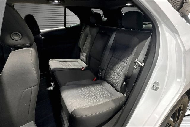 Used 2023 Chevrolet Equinox LT w/ LPO, Floor Liner Package AWD/4WD image 19