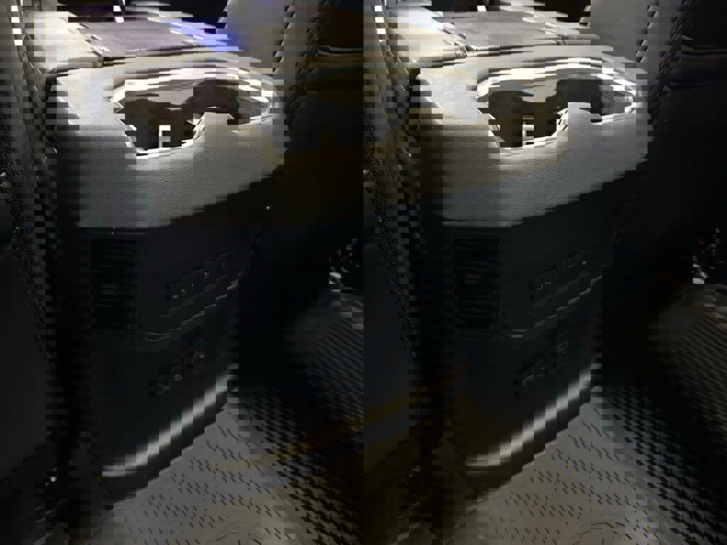 Used 2025 Toyota Tundra Platinum image 54