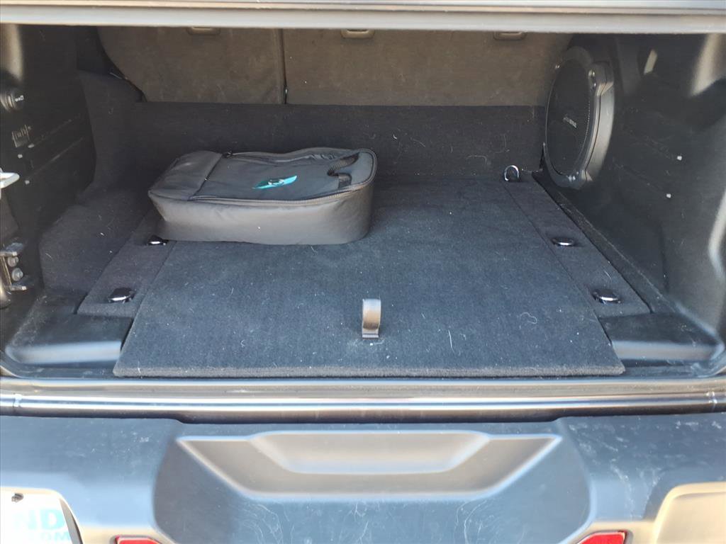 Used 2023 Jeep Wrangler Unlimited w/ Cold Weather Group image 10