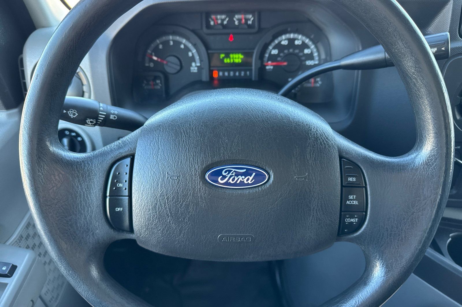 Used 2019 Ford E-450 and Econoline 450 Super Duty w/ Power Windows & Locks Group RWD image 21