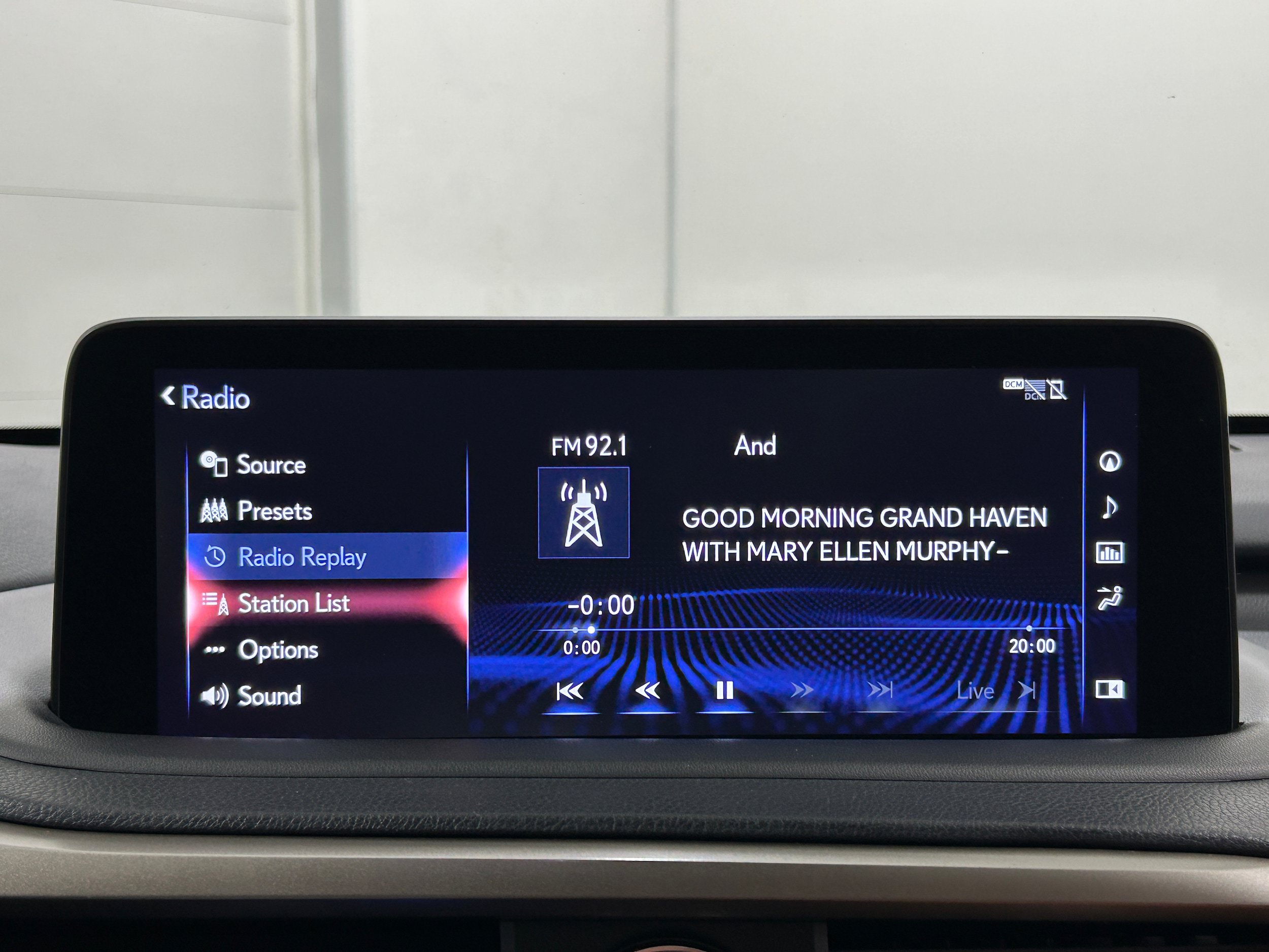 Used 2021 Lexus RX 350L Premium w/ Premium Package AWD/4WD image 5