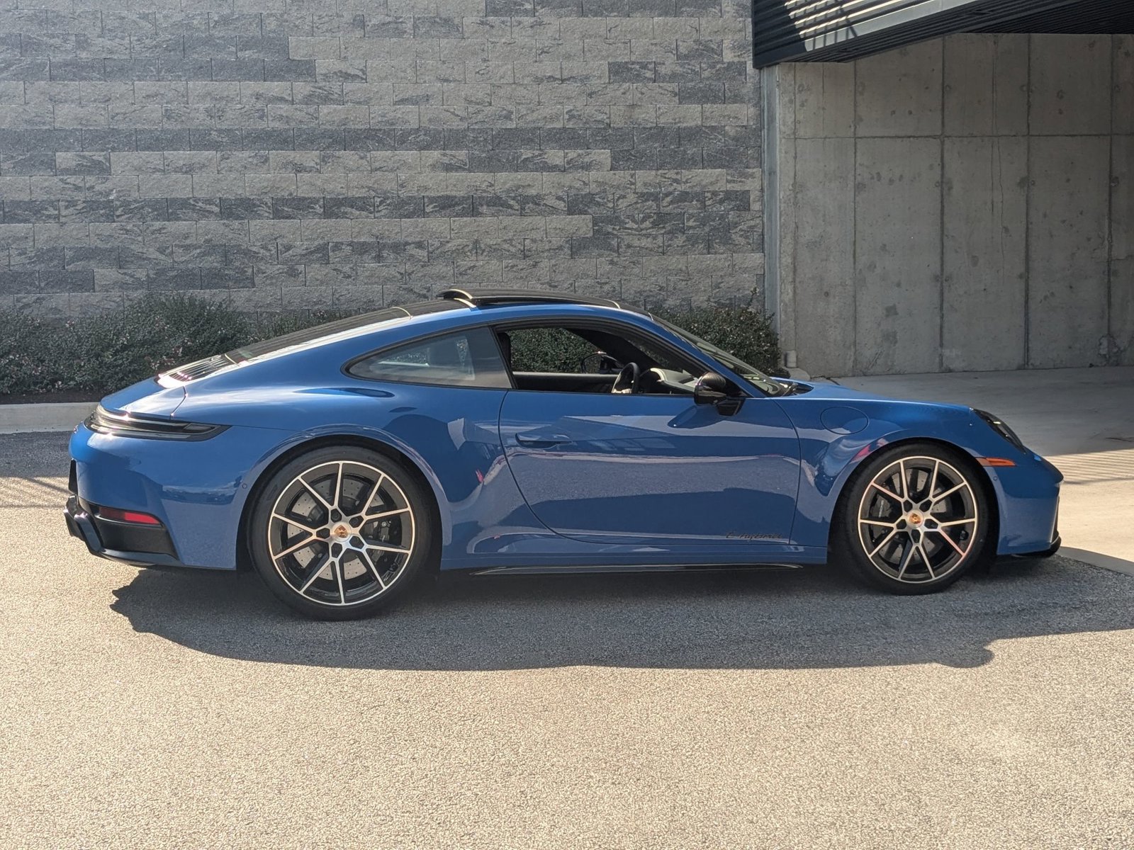 Certified 2025 Porsche 911 Carrera 4 GTS image 8