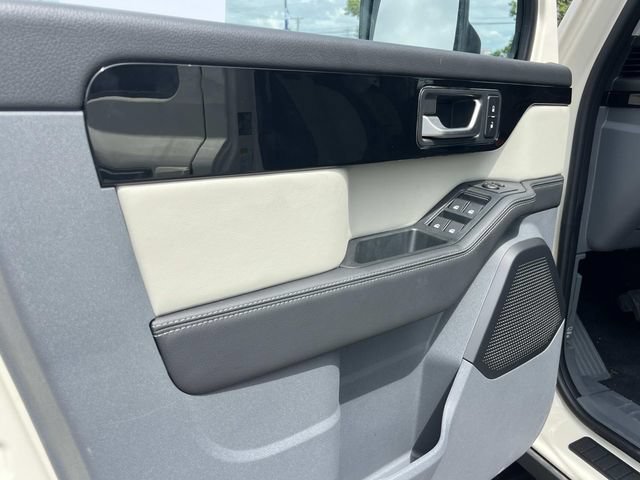 Used 2026 INEOS Grenadier Station Wagon AWD/4WD image 25
